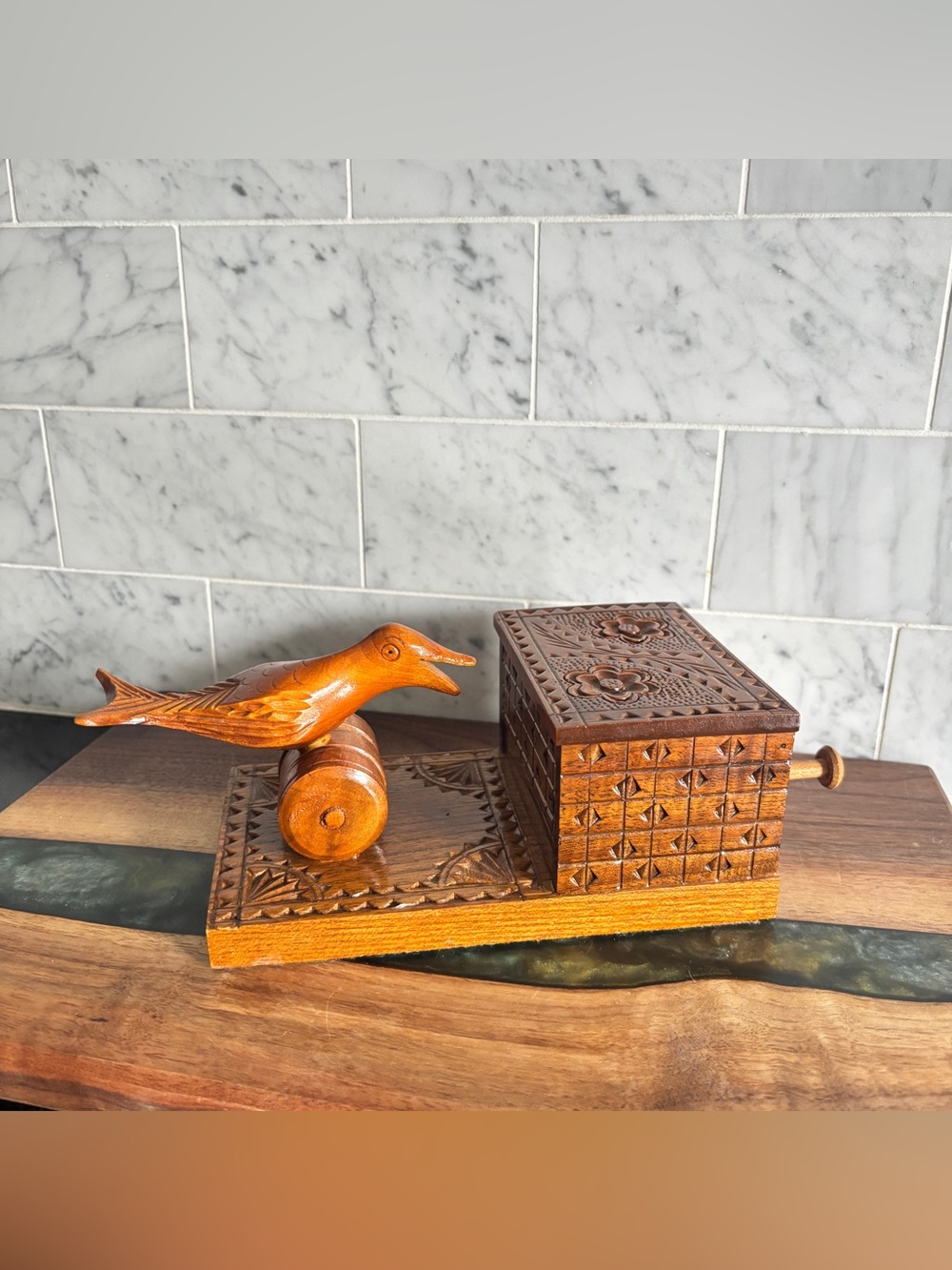 Vintage Carved Wood Folk Art Pecking Bird Cigarette Dispenser Box